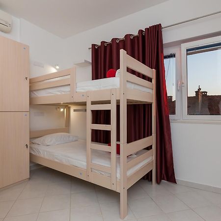 Hostel Free Bird (Adults Only) Dubrovnik Exterior photo